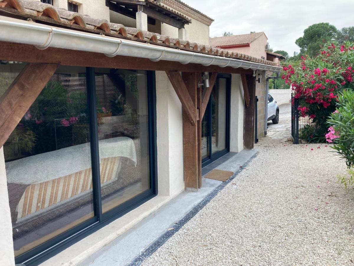 Ferienhaus Au Coeur De La Pinede De 1 A 4 Personnes