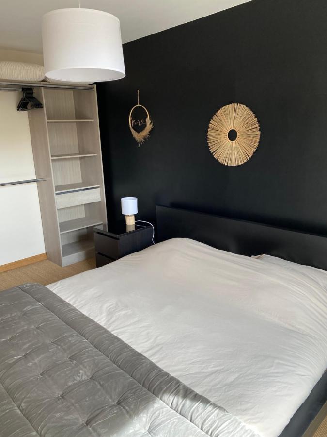 Au Coeur De La Pinede De 1 A 4 Personnes Holiday home *