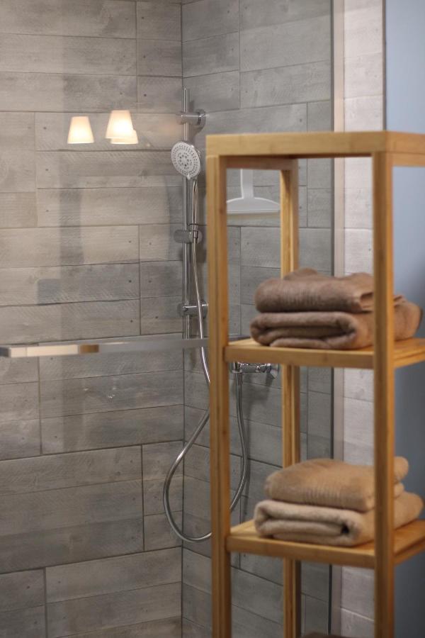 Au Coeur De La Pinede De 1 A 4 Personnes Holiday home *