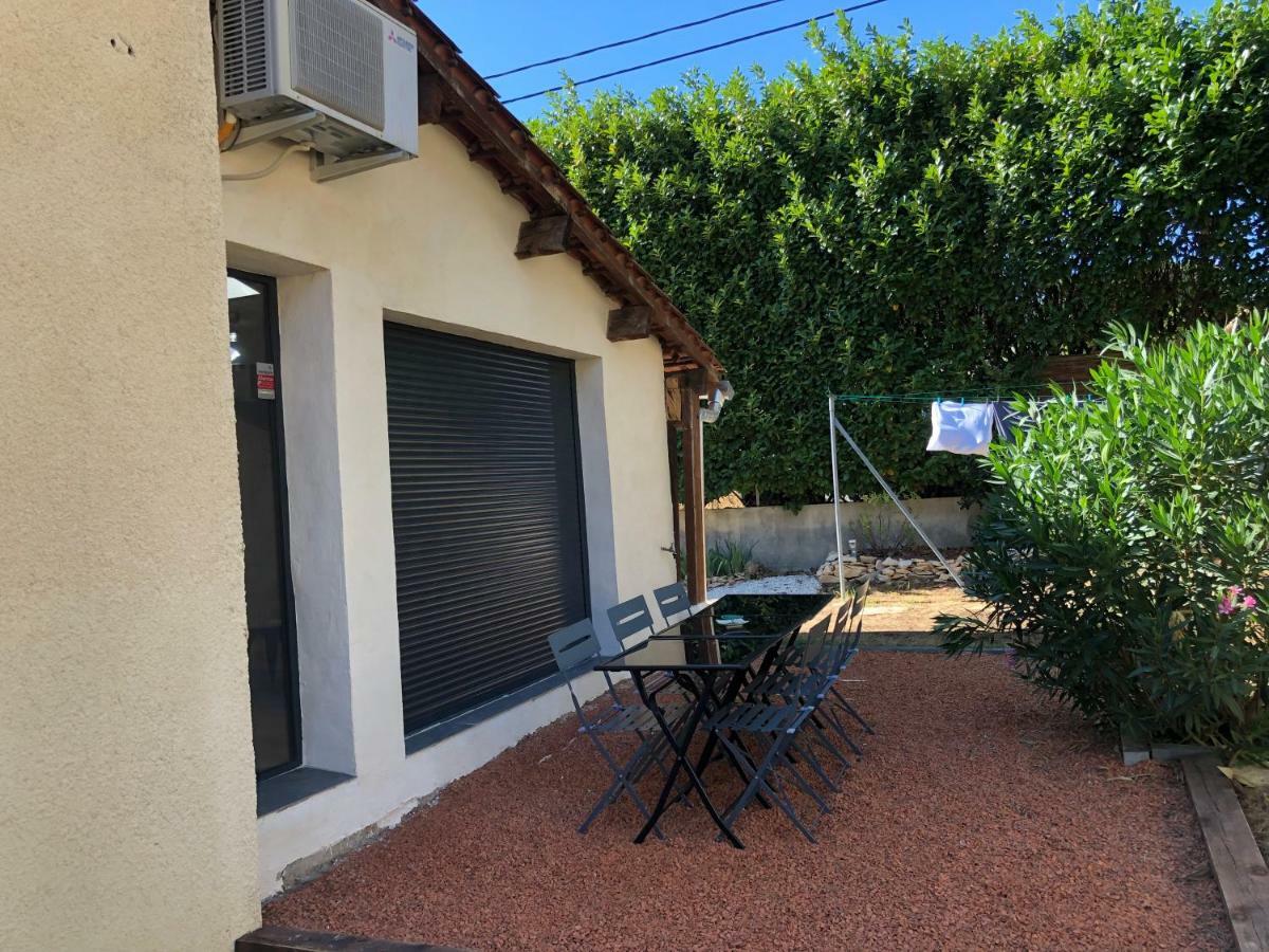 Au Coeur De La Pinede De 1 A 4 Personnes Holiday home