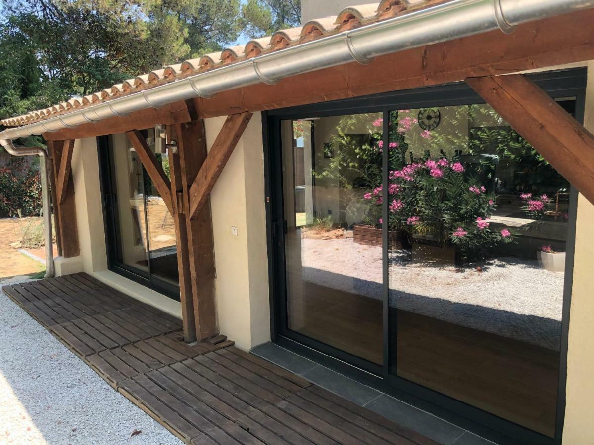 Holiday home Au Coeur De La Pinede De 1 A 4 Personnes *